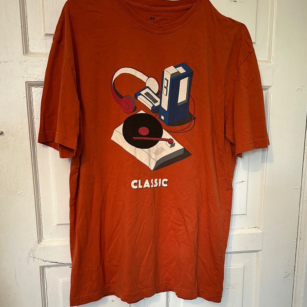 P—Simons Organic Cotton Tee in Rust